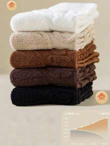 2 Paar Damen Herzmuster einfarbige Kabel-Stricksocken, geruchshemmend und feuchtigkeitsableitend, modisch und vielseitig, geeignet für Herbst und Winter, zufällige Farben