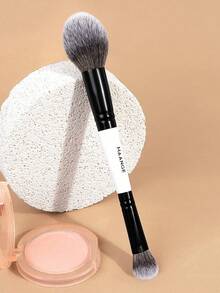 MAANGE 1支/2支装超柔软专业双头化妆刷，采用柔软纤维材质，便携旅行，适用于散粉、腮红、遮瑕、眼影、细节妆容，是送给初学者和女性的理想礼物，也可作为赠品。 - 白色 - 查看 12