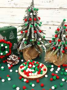 300 piezas - Pompones de Navidad en rojo, verde y blanco, bolas esponjosas pequeñas para manualidades y decoraciones de fiesta, materiales de decoración navideña DIY, suministros para manualidades, regalos navideños adecuados para árboles de Navidad, decoraciones de tarjetas de felicitación, relleno de jarrones (tres colores)