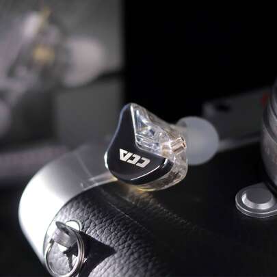 C C A CCA CRA PRO 升级版有线入耳式耳机，超薄振膜动圈驱动单元 IEM，清晰通话 HiFi，有线耳塞，带可拆卸免费线缆（黑色）