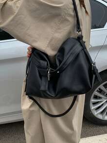 2025 Nouveau style moto punk pour l'automne/hiver, sac fourre-tout grande capacité pour femme, avec longue bandoulière, sac à épaule mode femme polyvalent et simple, décontracté, boucle bicolore, convient pour les fêtes, sorties, trajets, shopping, rue, peut contenir cosmétiques, parapluies pliants, etc.