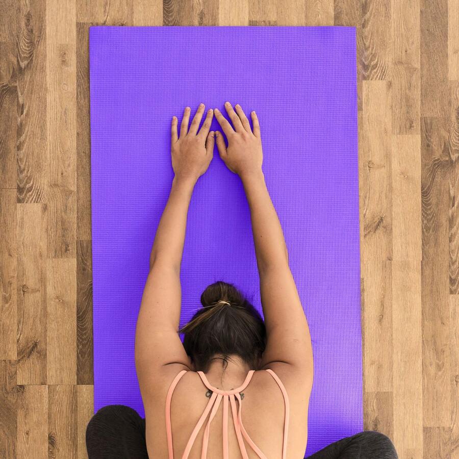 MUUK FITNESS Alfombrilla de Yoga 170 x 70 cm – Grosor 4 mm, Tapete para Yoga, Pilates, Fitness y Ejercicio, Antideslizante, Plegable y Fácil de Transportar, PVC Resistente y a Prueba de Agua, Ideal para Casa, Gimnasio, Parque o Viajes, Diseño Cómodo que Protege Articulaciones, Superficie Estable y Duradera para Relajación, Meditación y Estiramientos, Apta para Principiantes y Expertos. - Morado - Ver 1