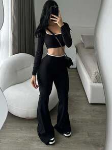 Seksowny i wygodny, rozkloszowany strój z elastyczną talią i niskim stanem