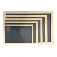 1 szt. przenośna tablica do pisania, reklamowa sztaluga edukacyjna, mała tablica z wymazywalną drewnianą ramą, materiał, kredowa tablica z drewnianą ramą do pisania, drewniana dekoracja do domu, tablica powitalna (w zestawie wieszak z juty) - Czarne - Zobacz 3