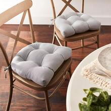 Cojín reversible para silla exterior gris oxford juego de 2 almohadones decorativos cómodos muebles exteriores cojines decorativos resistentes cojín exterior reversible gris oxford juego de 2 - Almohadillas para sillas, 15.5 x 16 pulgadas - Ver 3