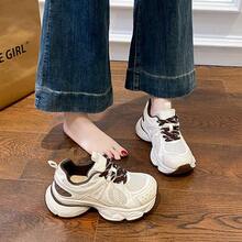 女式银色厚底运动鞋，2025 春季新款时尚、轻便、厚底、百搭、网眼透气休闲运动鞋， - 白咖啡 - 查看 7