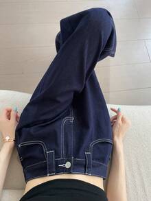 女士新款休闲时尚撞色拼接百搭显瘦直筒牛仔裤，阔腿裤脚设计拉长腿部线条，春夏新品，适合日常穿着、下午茶、度假、摄影等各种场合，四季皆宜。 - 藏蓝色 - 查看 9