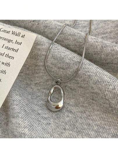 1pc Fashion Versatile Minimalist Hollow Water Drop Titanium Steel Necklace