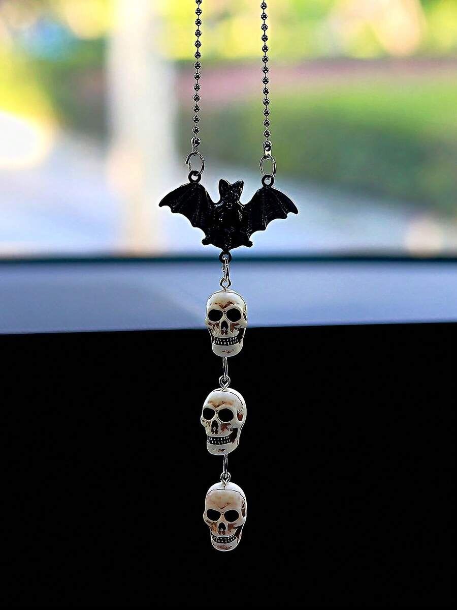 Gothic Halloween Car Interior Decor Bat & Skull Chain Hanging Ornament For Rearview Mirror & Halloween Party Decor - one-size - View 1