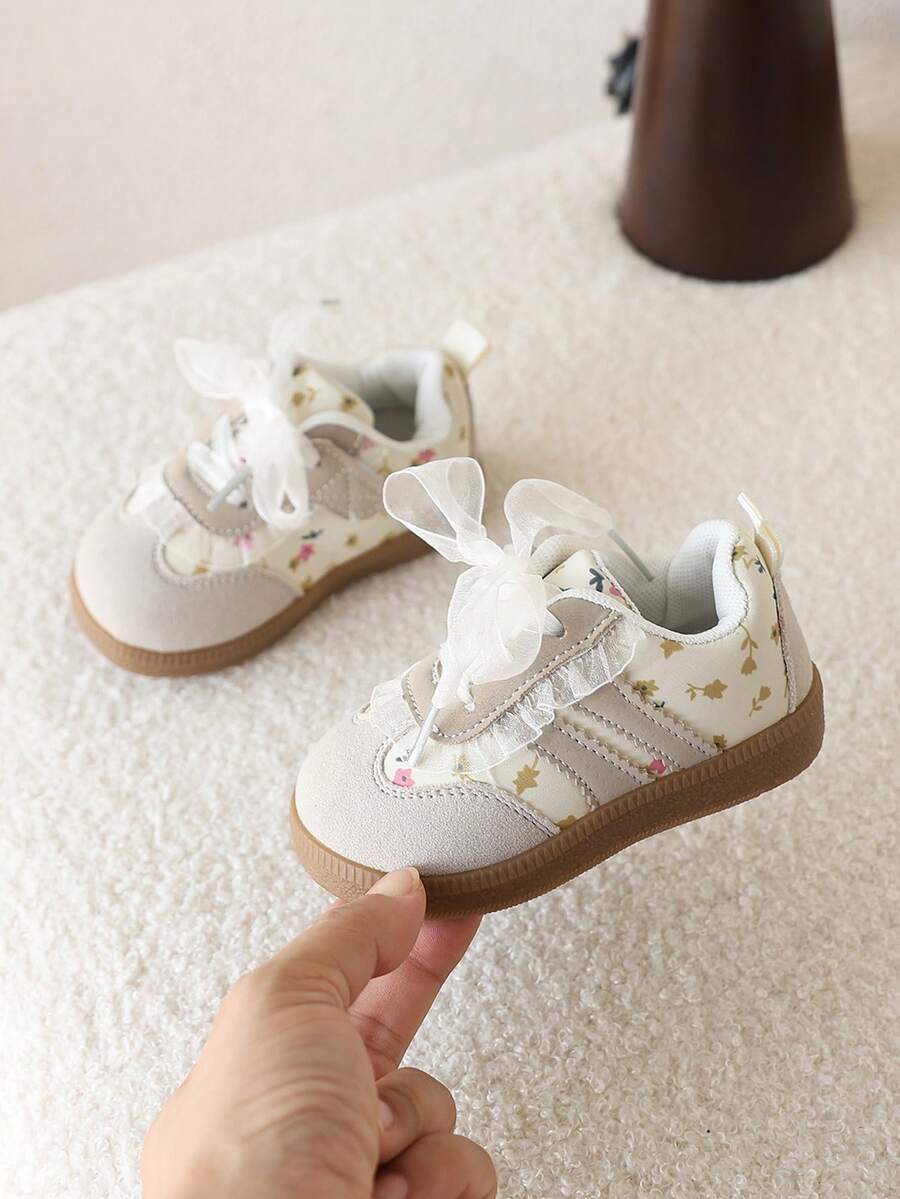 1 Pair Girls Princess Lace Casual Shoes, Soft Bottom Toddler Shoes, Autumn - Beige - View 1