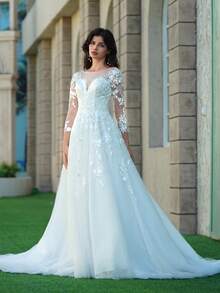 2025 New Arrival Long Sleeve Lace Embroidery Sequin Long Elegant Wedding Dress