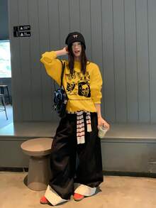 复古美式人像字母印花圆领女式卫衣，休闲宽松长袖上衣，适合春秋季穿着 - 黃色 - 查看 2