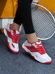 أحذية بادنتون نسائية احترافية ذات أصابع مستديرة مربوطة بالأربطة، خفيفة الوزن ومريحة، قابلة للتنفس، مانعة للانزلاق، متينة، مناسبة للأزواج والتدريب