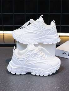 1 Pair Children's Casual Running Shoes, Hook & Loop Closure Design, Lightweight Boys' Running Sneakers, Mesh Fabric Upper, Striped Pattern, Suitable For Daily Wear, Running And Leisure Activities - Spring/Autumn/All Season Lightweight Boys' Running Shoes - White - View 1