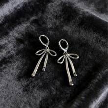 1 Paar rostfreie Edelstahl wasserdichte nicht verblassende vielseitige lange Bügel-Creolen, geeignet für den täglichen Gebrauch von Frauen