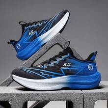 男女通用跑鞋，减震，轻便，碳板，适合学生、青少年，四季皆宜 - 黑色 - 查看 16