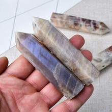 CUPIDCRYSTAL 1pc Vibrant Natural Fluorite Crystal Dots - Loose Gemstone Colorful Stripe Pattern, Hexagonal Wand Shape, Quartz Crystal Stone, 2.76 - 4 Inches In Size,Crystals And Stones