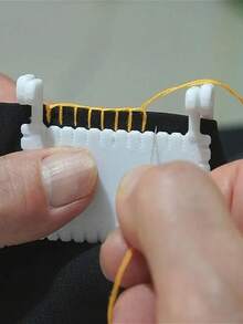 1/2 Pieces Clamp-On Sewing Tool - Durable Plastic Edge-Locked Knitting Tool, Detachable, Good Fixation Effect, Suitable For Beginners And The Elderly, Used For Garment Sewing, Fabric Repair, Clothing Maintenance, Manual Assistance For The Elderly, Precision Sewing Equipment, Durable Plastic Tool, DIY Hand Sewing Accessories, Ergonomic Design, Smooth Surface - Multicolor - View 4