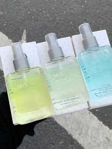 1 Botella/100ml Spray de Fragancia, Aroma a Jazmín, Brisa Pura, Gardenia, Fragancia Fresca y Natural, Ambientador para el Hogar, Aromaterapia, Adecuado como Regalo para Mujeres, Puede Usarse en Interiores y Exteriores, Desodoriza y Realza la Fragancia en Armarios, Ideal para Citas y Parejas, Contiene una Fragancia para el Hogar Duradera, Fresca y Cautivadora.