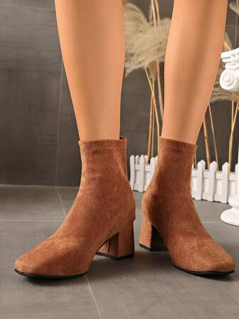 Women's 2025 Autumn/Winter New Square Toe Chunky Heel Comfortable Ankle Boots, French Fashion Versatile Slim Boots, Petite Height Increase Boots