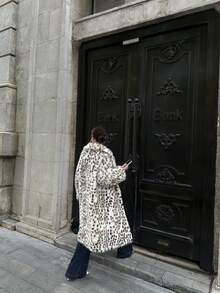 奢华女士豹纹仿皮草外套，翻领长袖及膝加厚柔软保暖内衬冬季夹克 - 斑點 - 查看 7