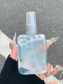 1 Botella/100ml Spray de Fragancia, Aroma a Jazmín, Brisa Pura, Gardenia, Fragancia Fresca y Natural, Ambientador para el Hogar, Aromaterapia, Adecuado como Regalo para Mujeres, Puede Usarse en Interiores y Exteriores, Desodoriza y Realza la Fragancia en Armarios, Ideal para Citas y Parejas, Contiene una Fragancia para el Hogar Duradera, Fresca y Cautivadora.