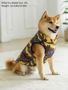 1pc Brown & Yellow Diagonal Geometric Camouflage Print Quilted Cotton Dog Coat With Back Zipper, Washable Pet Jacket Suitable For Large, Medium And Small Dogs, For Indoor Or Outdoor Wear