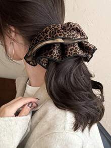 1 szt. Jesienna/zimowa nowa zamszowa gumka do włosów, bardzo duża, dwuwarstwowa, vintage'owa gumka do włosów z nadrukiem w panterkę, wysokiej jakości akcesorium do włosów dla kobiet, gumki do włosów
