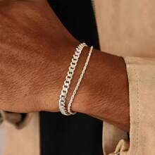 2 Pieces Set Of Fashionable Men's Twisted Chain Hip-Hop Bracelet Set, Including A Minimalist Cuban Chain Bracelet, Available In 2 Colors: Gold And White Gold. It Symbolizes The Personalized Of Men's Dressing, The Eye-Catching Daily Look And The Fashionable Expression Of Street Hip-Hop Style.