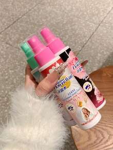 زجاجة رذاذ عطري سعة 100 مل، منعش طبيعي طويل المفعول، يحتوي على جوهر جاذبية طبيعية طويلة الأمد، يطلق أزهارًا أنيقة، مناسب للاستخدام الداخلي والخارجي والمواعدة والحفلات والعطلات والعائلات والمكاتب، هو الهدية المثالية للأصدقاء والأزواج.