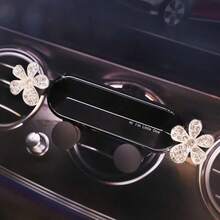 Car Black And White Daisy Mobile Phone Bracket Special Car Lady Car Bracket Mobile Navigation Car Bracket Cute Cartoon.