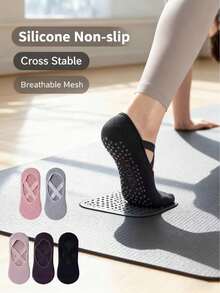 A Pair Of High Quality Socks, Add Points For Fitness! Designed Specifically For Yoga And Pilates, These Non-Slip And Breathable Socks Are A Must-Have! Durable And Long-Lasting Yoga Socks, With Anti-Slip Dot Printing And Breathable Sole, Suitable For Yoga And Pilates Workouts.