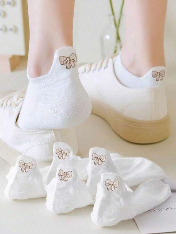 5 pares de meias femininas com estampa de borboleta fofa e simples, brancas, adequadas para uso diário