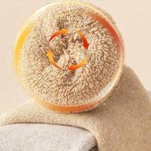 Calcetines Termicos Hombres, 5 Pares Gruesos Calcetines Invierno con Rizo Suave, Transpirables y Antisudor Calcetines Lana para Senderismo Running Esquiar Deportes, Talla 39-45 - 1 - Ver 9