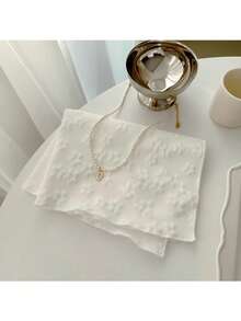 1 pieza/6 piezas Estilo coreano Ins Servilleta pequeña de encaje con forma de corazón, Mantel individual, Posavasos, Tapete multiusos para cubrir el polvo