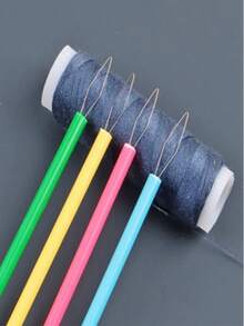 5 pièces Enfile-aiguilles en plastique - Guides de fil pour machine à coudre, outils de perles, accessoires pour artisanat DIY, dispositif d'assistance pour personnes âgées (La partie d'insertion de l'aiguille peut être de travers pendant le transport. Elle peut être restaurée manuellement pour une utilisation normale. Veuillez acheter avec prudence si cela vous dérange.)