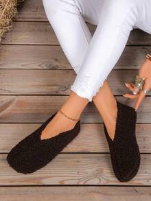 Chinelos internos de aquecimento de chão de tecido macio e neutro de cor sólida, adequados para primavera, verão, outono, sapatos fofos