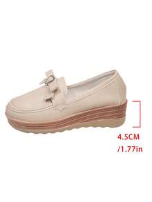 Nuove scarpe da donna con zeppa in stile college personalizzato, con fiocco e decorazione a cuore, stile retrò casual, adatte per l'uso quotidiano, colore beige, tacco a zeppa