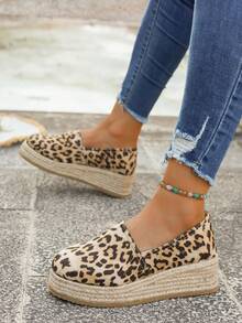 Sandalias de cuña tejidas a mano para mujer para exteriores, nuevos zapatos planos de estilo bohemio con plataforma y suela gruesa de moda