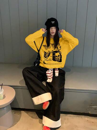 Retro American Portrait & Letter Print Crew Neck Sweatshirt For Women, Casual Loose Fit Long Sleeve Top, Suitable For Spring And Autumn