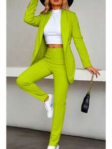 Elegante conjunto de traje azul de manga larga para mujer con cuello chal pantalones largos y detalles de botones - Verde Lima - Ver 1