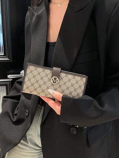 女士 PU 字母印花经典复古长款三折钱包，带多个卡槽和大容量 - 是女孩和办公室女士工作和旅行必备的时尚多功能生日礼物钱包/手拿包。