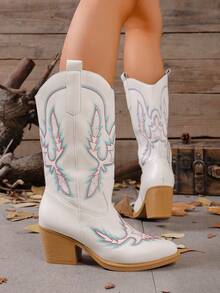 Fall/Winter Women's New Retro American Style Embroidered Leather Pointed Toe Western Boots, Pointed Toe Chunky Heel Tall Shaft Stylish Cowboy Boots, High Heel Chunky Heel Riding Boots, Fashion Punk Style Chelsea Boots - White - View 3