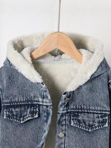 1 件年轻女孩休闲户外保暖内衬蓝色牛仔夹克，秋冬新品