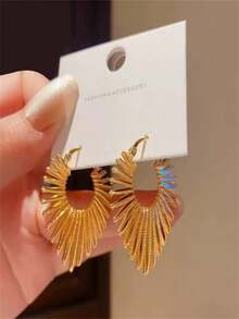 1 paire de boucles d'oreilles tournesol style punk/hip-hop, convenant aux femmes, en alliage d'or et d'argent, design géométrique unique, bijoux élégants, convenant pour les fêtes et les festivals de musique, cadeau de la Saint-Valentin