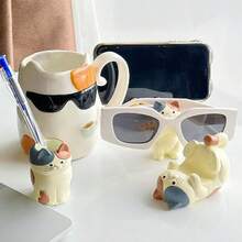 Tablet Stands - Tricolor Cat Hand Brooch - View 4