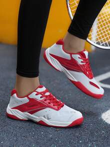 أحذية بادنتون نسائية احترافية ذات أصابع مستديرة مربوطة بالأربطة، خفيفة الوزن ومريحة، قابلة للتنفس، مانعة للانزلاق، متينة، مناسبة للأزواج والتدريب