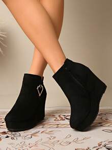 Women's Plus Size 35-43 Round Toe Platform Thick Bottom High Heel Boots, Fashion Side Zipper Ankle Boots. Plus Size Suede Ankle Boots For Autumn/Winter - Black - View 3