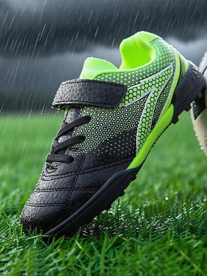 Youth Soccer Cleats, Campus Student Outdoor Sports Soccer Shoes, Soccer Training Shoes, Soccer Match Specialized Shoes, Soft Spikes Non- (Asymmetrical Shoe Pattern And Color)