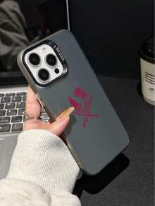 1 pieza Funda protectora de teléfono de piel de oveja gris suave, resistente a huellas dactilares y con absorción de golpes, compatible con iPhone11/12/13/14/15/16/16e, /Galaxy/Redmi/OPPO/Vivo/Infinix, diseño de pasaporte de Qatar, Oriente Medio